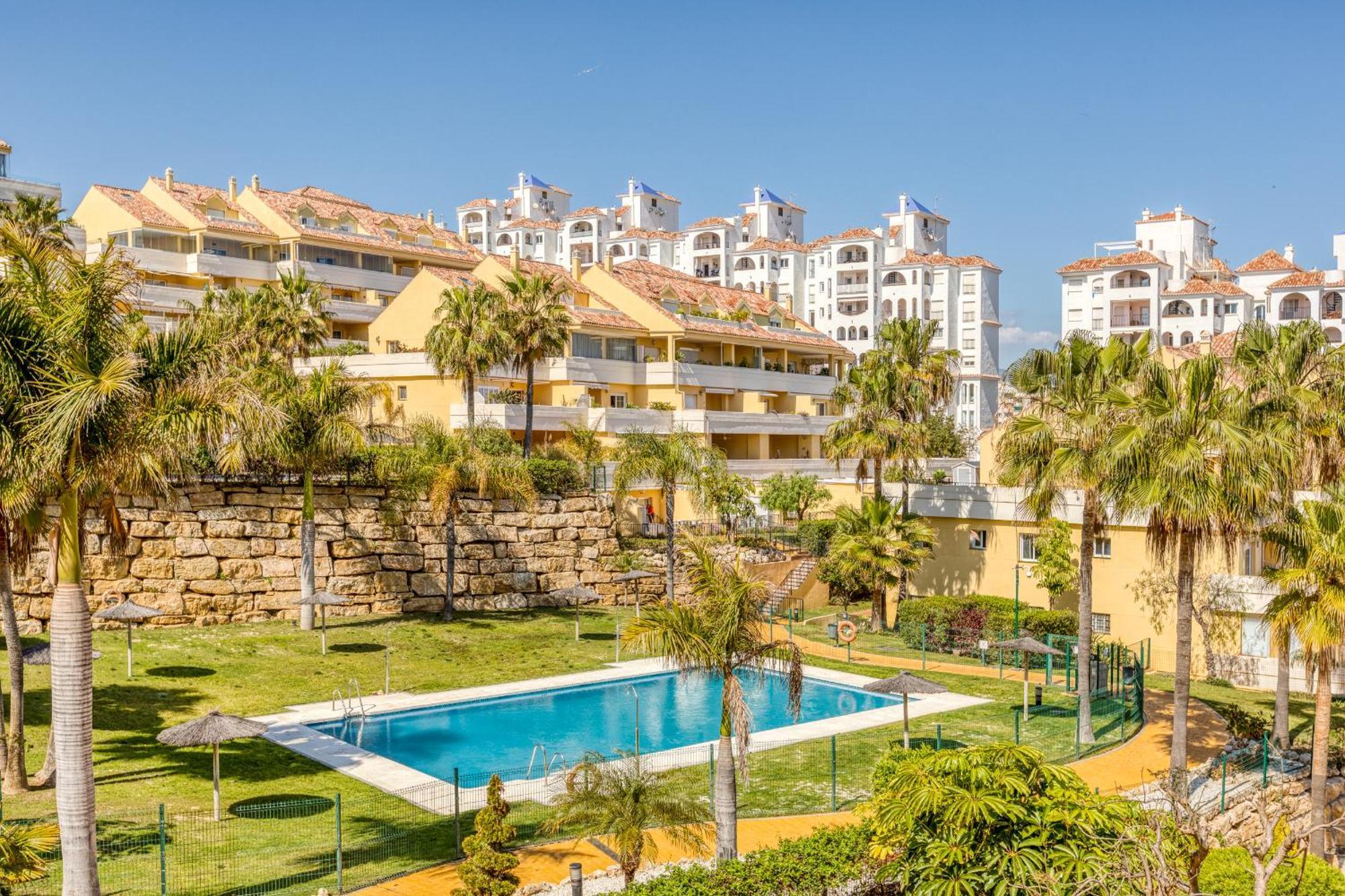 Hanami Puerto Alto Pa 3-5 Estepona Kültér fotó